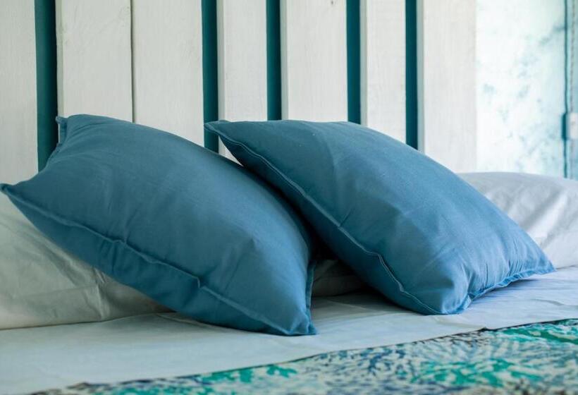 اتاق لوکس با بالکن, Al Borgo Marinaro Guest House