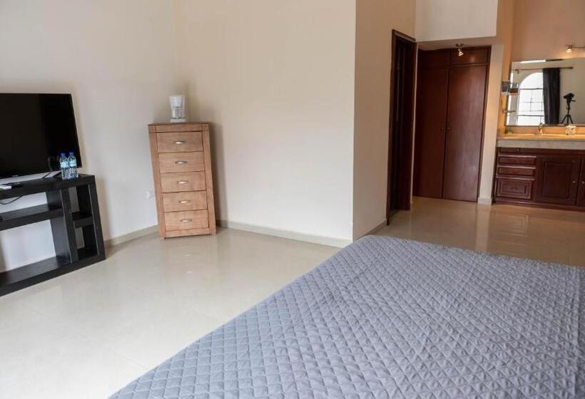 标准间, Room In Guest Room   19 Comfortable Suite For 2 People