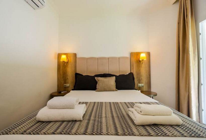 Habitación Estándar, Costa Bodrum City