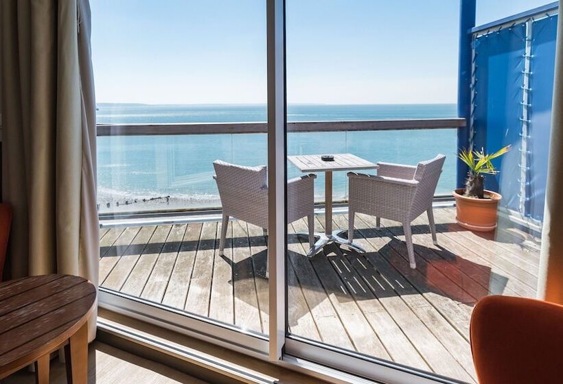 海の見えるコンフォートルーム, Logis Hotel   La Petite Rade