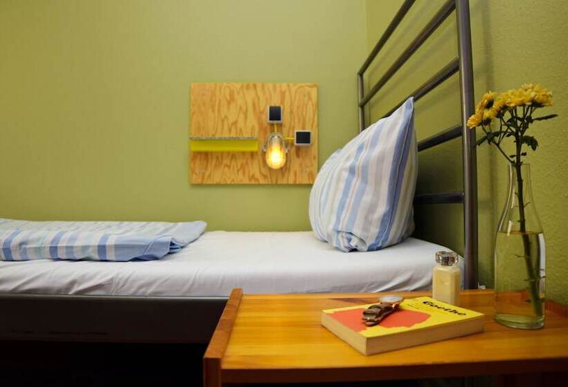 اتاق استاندارد, Amstel House Hostel