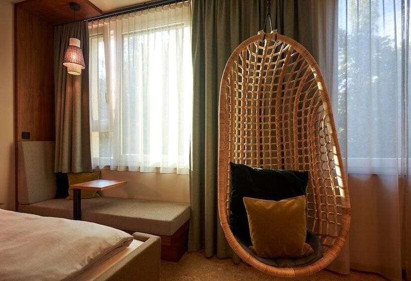 اتاق استاندارد, Cocoon Sendlinger Tor