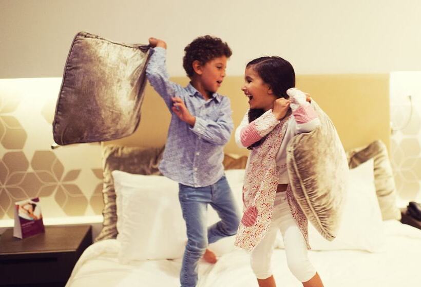 비즈니스룸, Crowne Plaza Yas Island, An Ihg