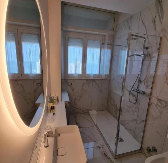 Prestige Triple Room, Grand Hotel Passetto
