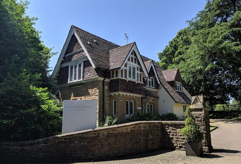 Номер Стандарт, Hartsfield Manor