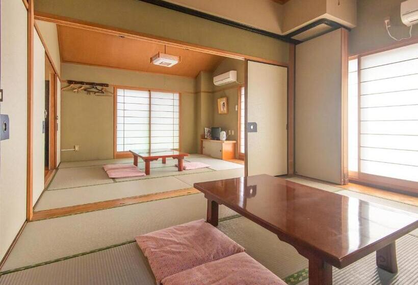 Семейный Номер, Sakura Ryokan Asakusa Iriya