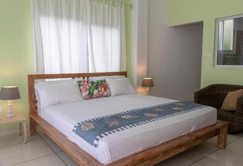 آپارتمان 1 خوابه با چشم‌انداز باغ, Domaine Desaubin Luxury Villas