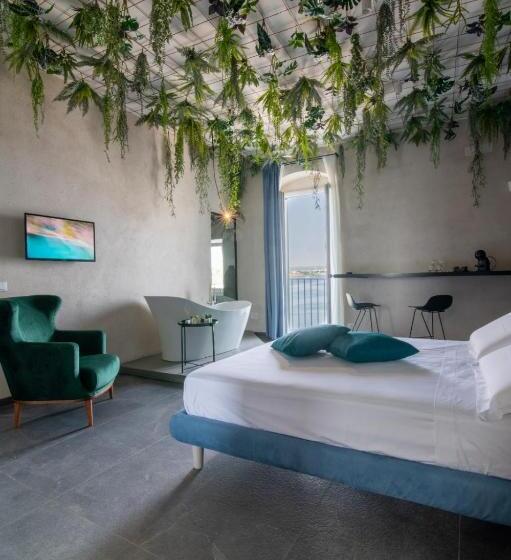 اتاق سوپریور با تخت بزرگ, Sonrisa Suites