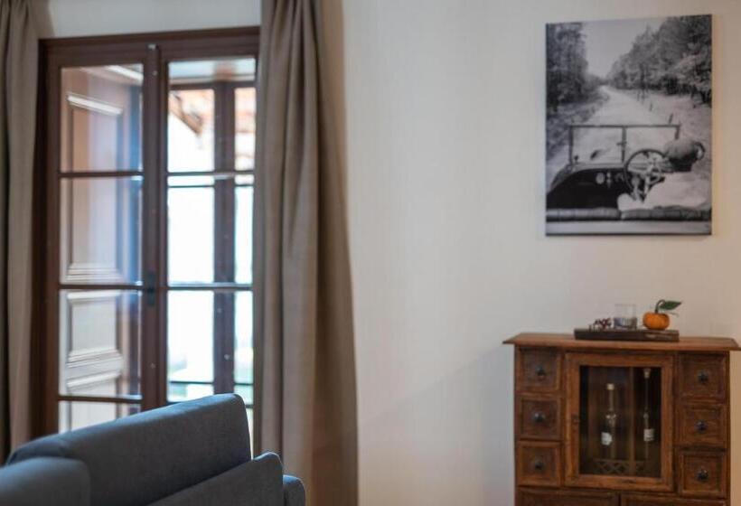 Apartamento 1 Dormitório com Terraço, Tschardakenhof Appartements