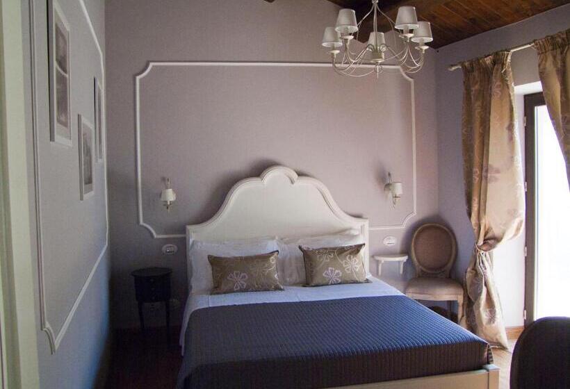 キングサイズベッドのスタンダードルーム, B&b San Nicolò