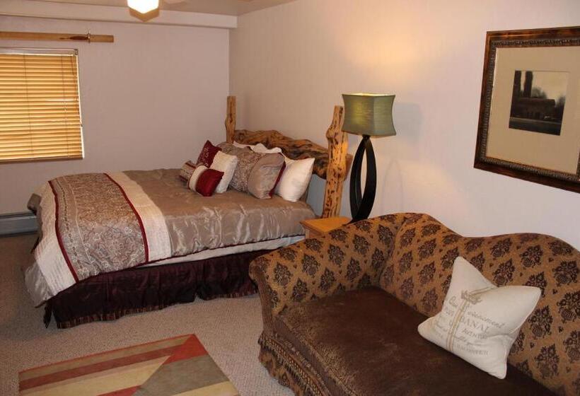 Студио Стандарт Кровать Кинг, Edelweiss Resort Greer