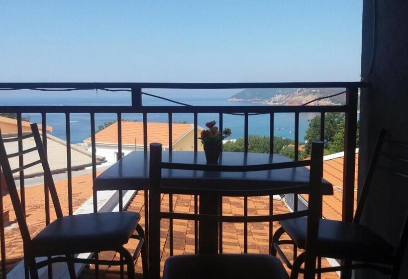 اتاق استاندارد سه تخته با بالکن, Guesthouse Stankovic