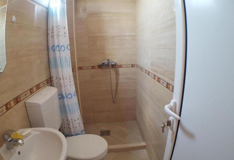 اتاق استاندارد سه تخته با بالکن, Guesthouse Stankovic