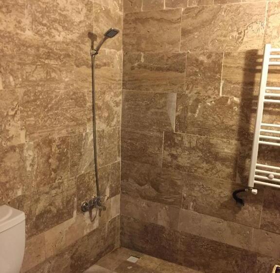 اتاق استاندارد سه نفره, Cappadocia Urgup Stone House