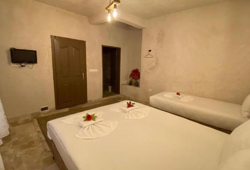 اتاق خانوادگی, Cappadocia Urgup Stone House