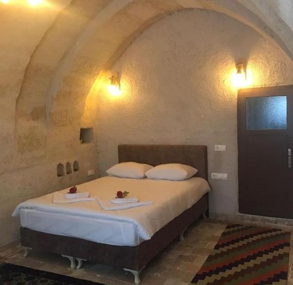 اتاق خانوادگی, Cappadocia Urgup Stone House