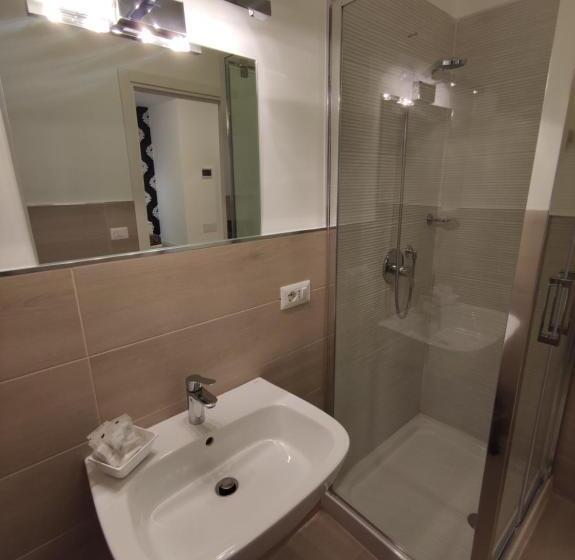 اتاق استاندارد سه نفره, Sami Rooms Due   Teatro A 400 Mt   Ortigia A 1500 Mt