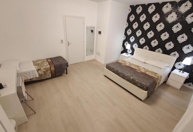 اتاق استاندارد سه نفره, Sami Rooms Due   Teatro A 400 Mt   Ortigia A 1500 Mt
