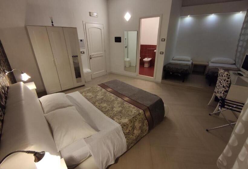 اتاق استاندارد چهار تخته, Sami Rooms Due   Teatro A 400 Mt   Ortigia A 1500 Mt