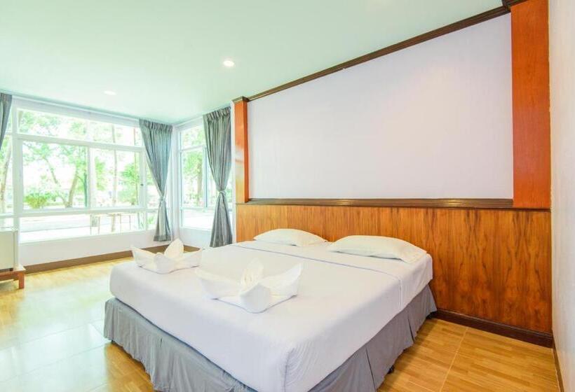 带大床的标准间, จวรีน ลอร์ด รีสอร์ท แอนด์ โฮเทล   Javarine Lord Resort&