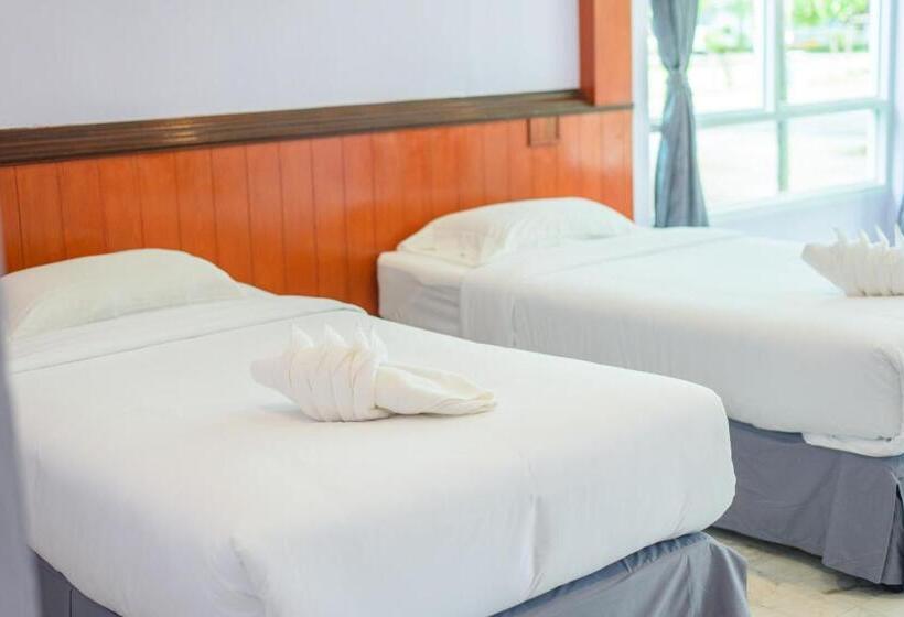 标准房带园景, จวรีน ลอร์ด รีสอร์ท แอนด์ โฮเทล   Javarine Lord Resort&