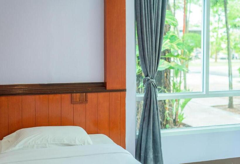 اتاق استاندارد با چشم‌انداز باغ, จวรีน ลอร์ด รีสอร์ท แอนด์ โฮเทล   Javarine Lord Resort&