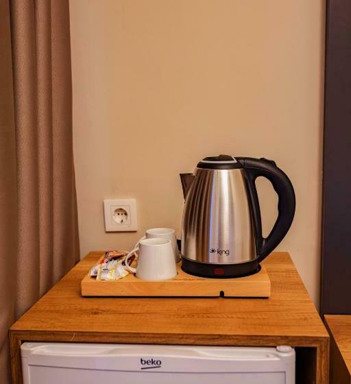 اتاق کلاسیک چهارنفره, Grand Balyan Hotel & Restaurant