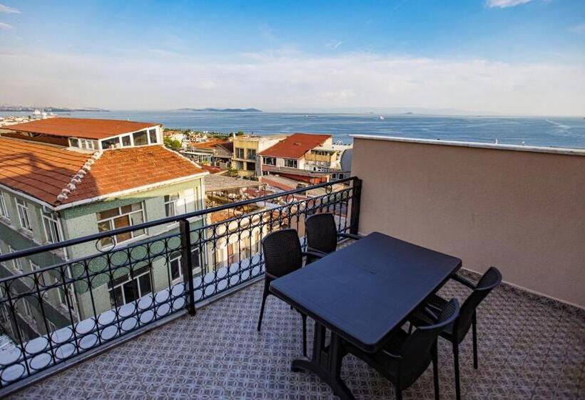 سوییت خانوادگی, Grand Balyan Hotel & Restaurant