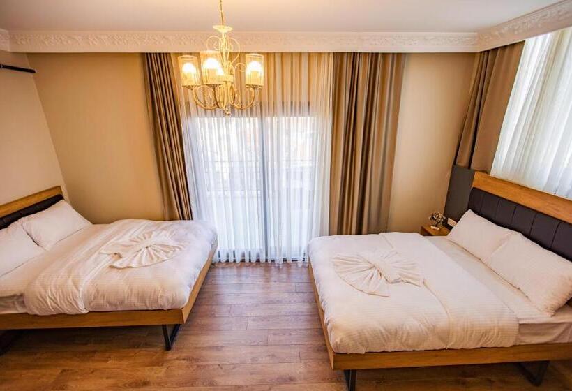 سوییت خانوادگی, Grand Balyan Hotel & Restaurant