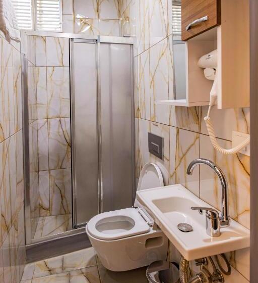 اتاق لوکس با چشم‌انداز دریا, Grand Balyan Hotel & Restaurant