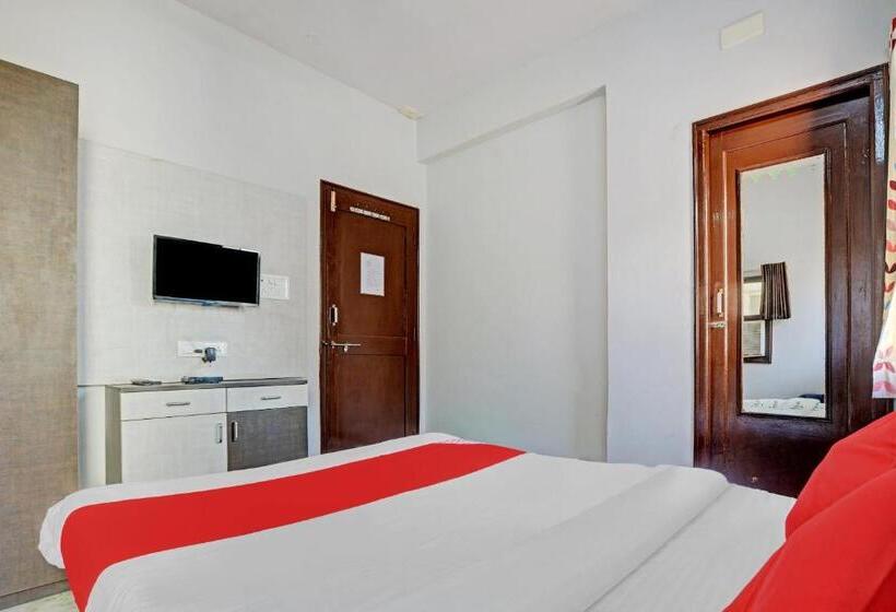三人经典房间, Vaccinated Staff - Oyo 79463 Hotel Maan