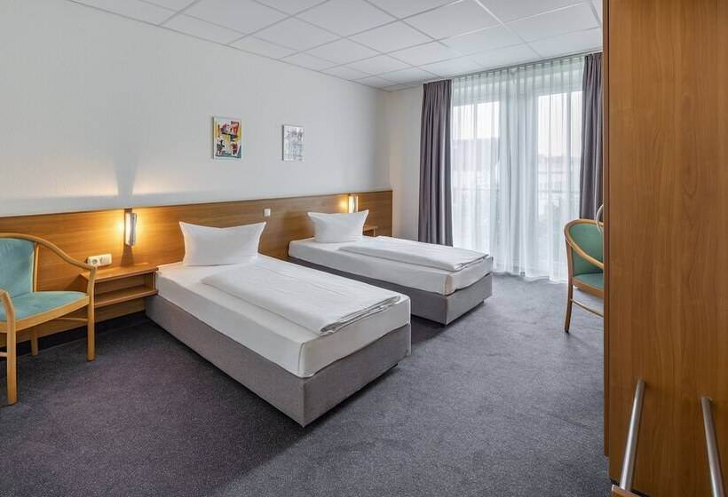 Номер Стандарт Индивидуальный, Center Hotel Kaiserhof
