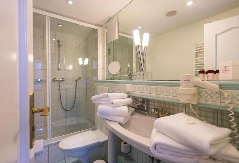 اتاق خانوادگی, Boutiquehotel Schloßpalais