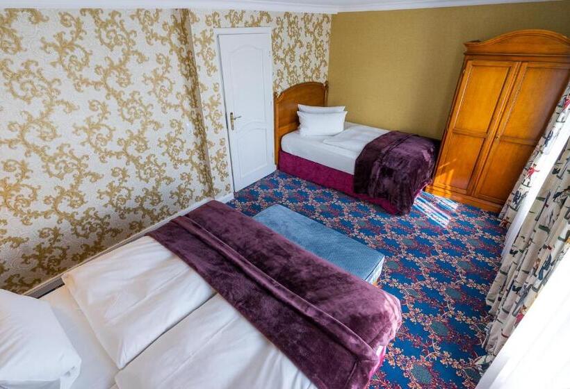 اتاق خانوادگی, Boutiquehotel Schloßpalais