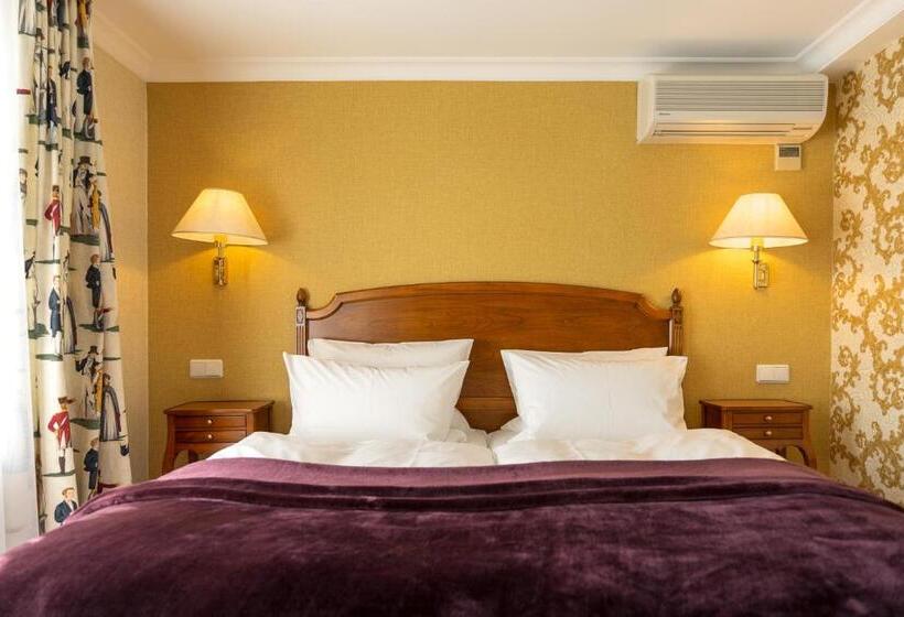 اتاق خانوادگی, Boutiquehotel Schloßpalais