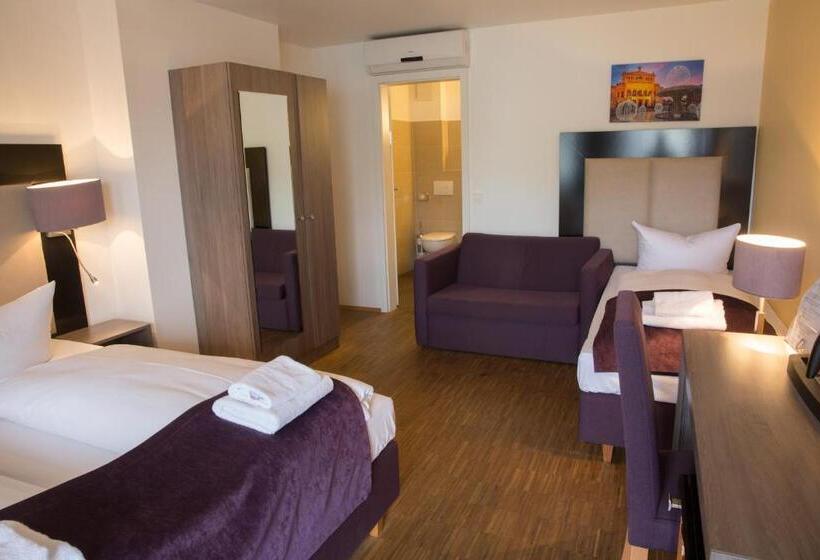 Habitación Triple Estándar, Goethe Hotel Messe By Trip Inn