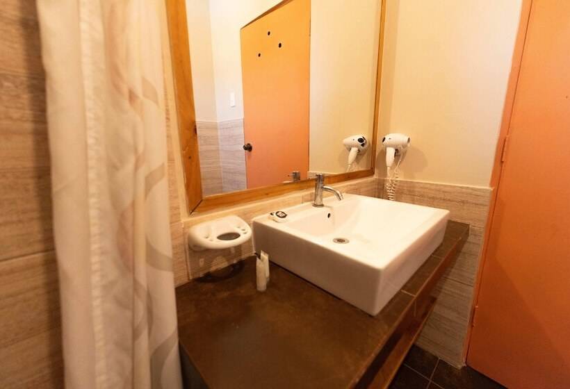 اتاق استاندارد, Viajero Paracas Hostel