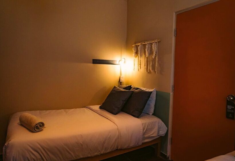 اتاق استاندارد, Viajero Paracas Hostel