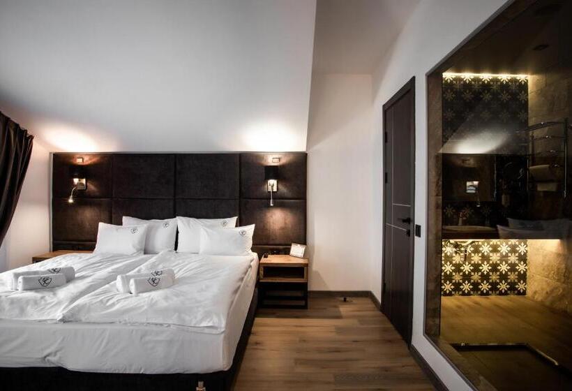 سوییت سوپریور, Premium Club Spa