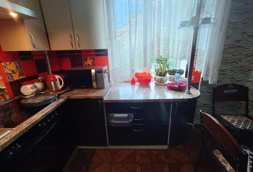 Апартаменты 3 Спальни, апартаменти без відключень світла  світло вода є цілодобово крес фрунзе