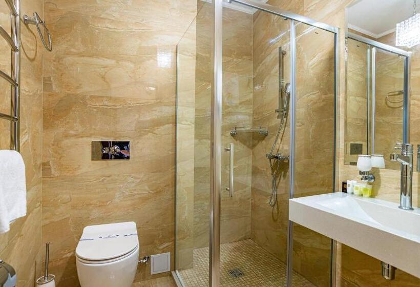 اتاق لوکس, Marion Spa Hotel & Spa   Renovation   Rooms, Spa Area, Swimming Pool, Reception, Restaurant, Lounge