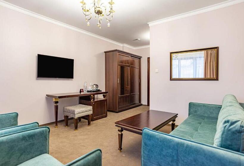 سوییت با چشم‌انداز کوه, Marion Spa Hotel & Spa   Renovation   Rooms, Spa Area, Swimming Pool, Reception, Restaurant, Lounge