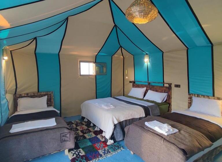 اتاق لوکس چهار تخته, Merzouga Family Luxury Camp