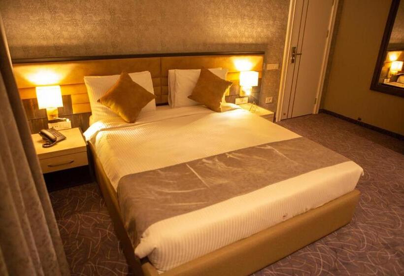 اتاق استاندارد چهار تخته, Parkway Inn Hotel & Spa