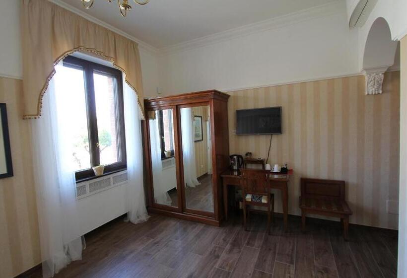 חדר דלוקס, Area Sacra Relais