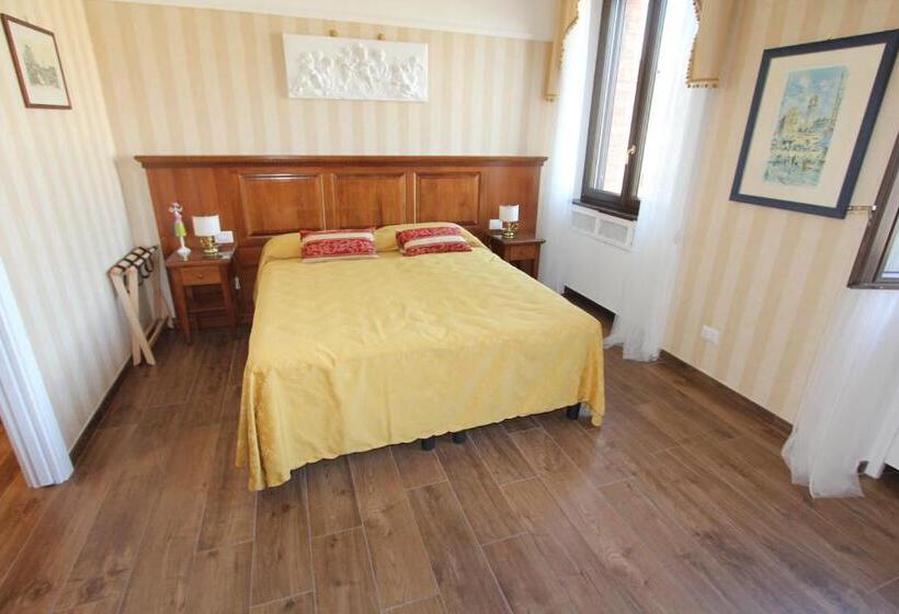 חדר דלוקס, Area Sacra Relais