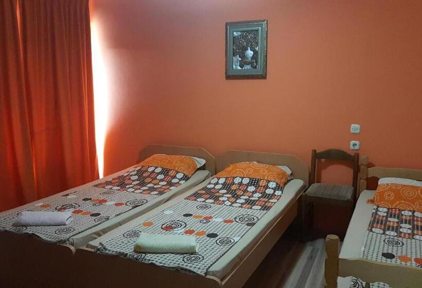 آپارتمان 2 خوابه, Tija Apartments