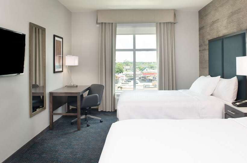 سوییت, Embassy Suites By Hilton Dulles North Loudoun