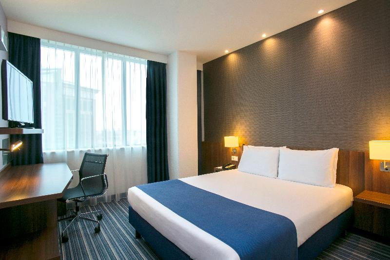 اتاق استاندارد, Holiday Inn Express Amsterdam   Schiphol, An Ihg
