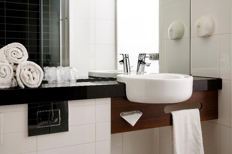 اتاق استاندارد, Holiday Inn Express Amsterdam   Schiphol, An Ihg